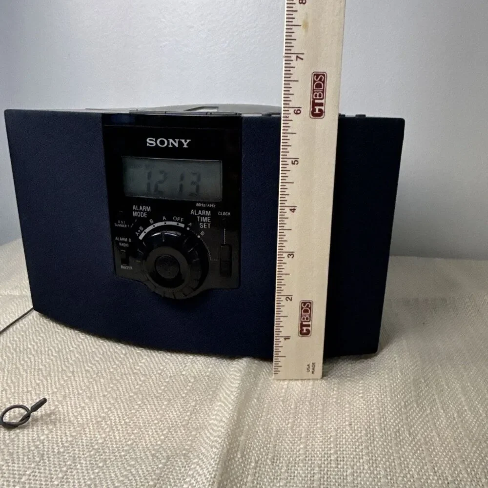 Sony Dream Machine ICF-CD823 FM AM CD Clock Radio Table Top Alarm Tuner Works